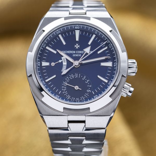 Vacheron Constantin Overseas 7900V/110A-B334